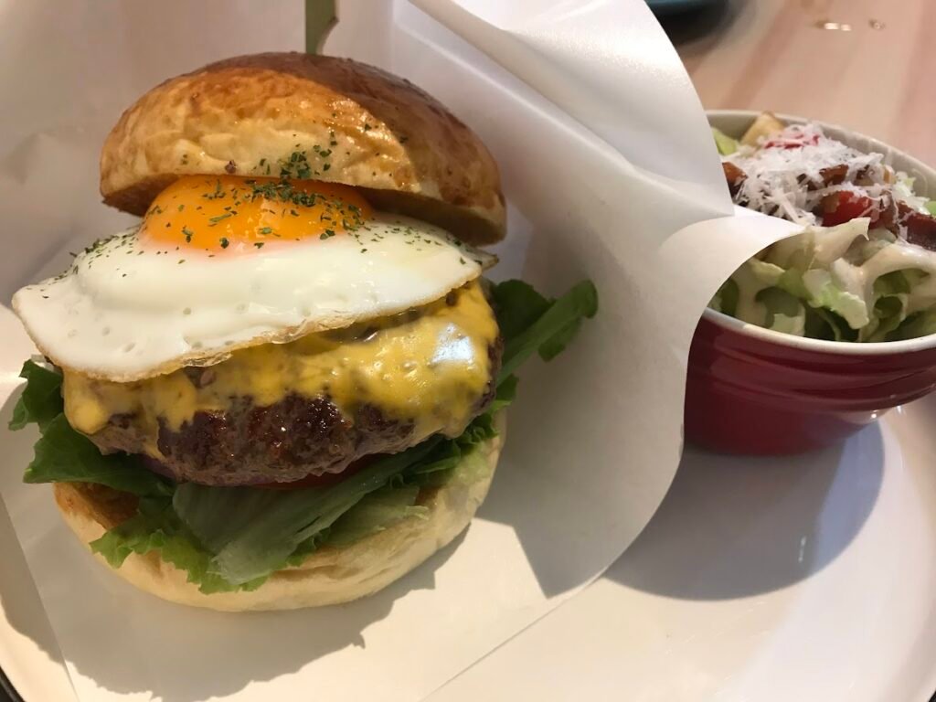 【新北三重】原昇行-三重必吃美味高CP值早餐 5 牛肉漢堡