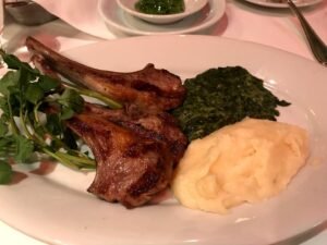 【美國紐約】Gallaghers Steakhouse-來一窺乾式熟成牛排面貌吧 10 羊排