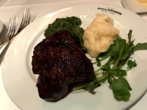 【美國紐約】Gallaghers Steakhouse-來一窺乾式熟成牛排面貌吧 11 菲力牛排