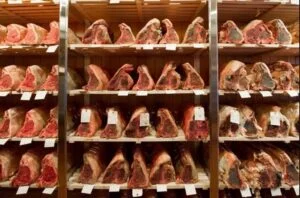 【美國紐約】Gallaghers Steakhouse-來一窺乾式熟成牛排面貌吧 2 熟成牛排