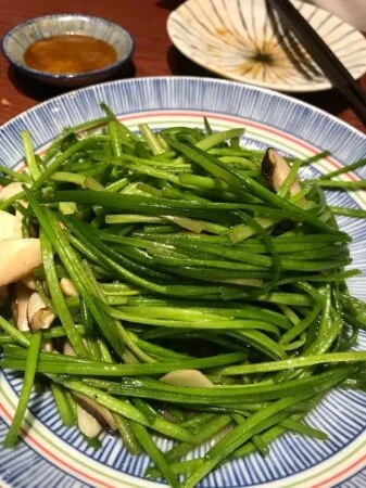 狗一下居食酒堂山蘇