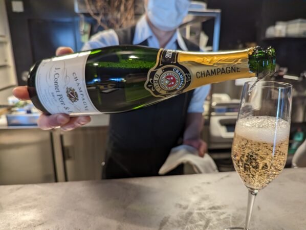 PXL 20230131 025759802