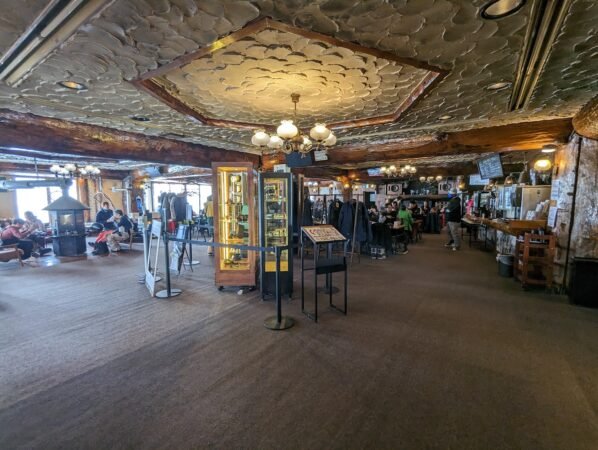 PXL 20230129 042446943