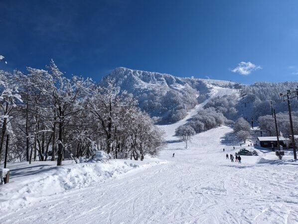 山形藏王溫泉滑雪場
