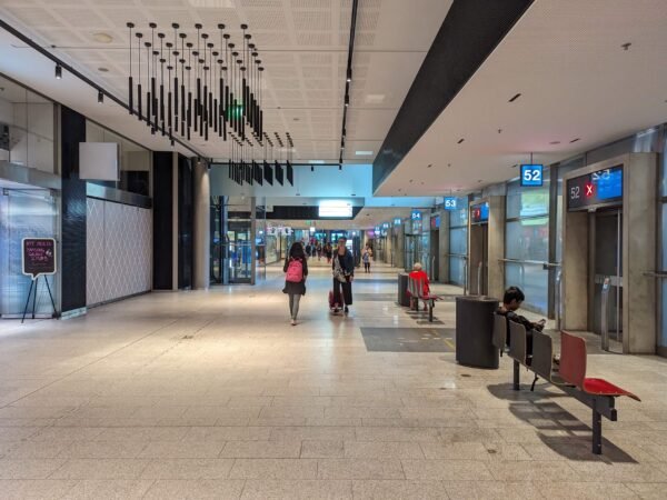 PXL 20230817 064822728